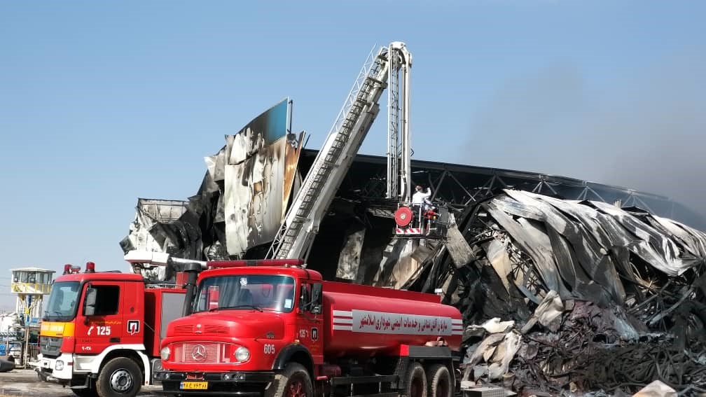 حریق مجتمع صنعتی طبعیت در شهرک صنعتی مامونیه ساوه و عملیات آتش نشانان اسلامشهر